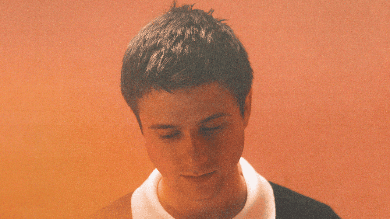 alecbenjamin on X:   / X